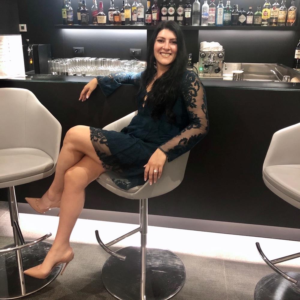 Meet your Posher, Alba